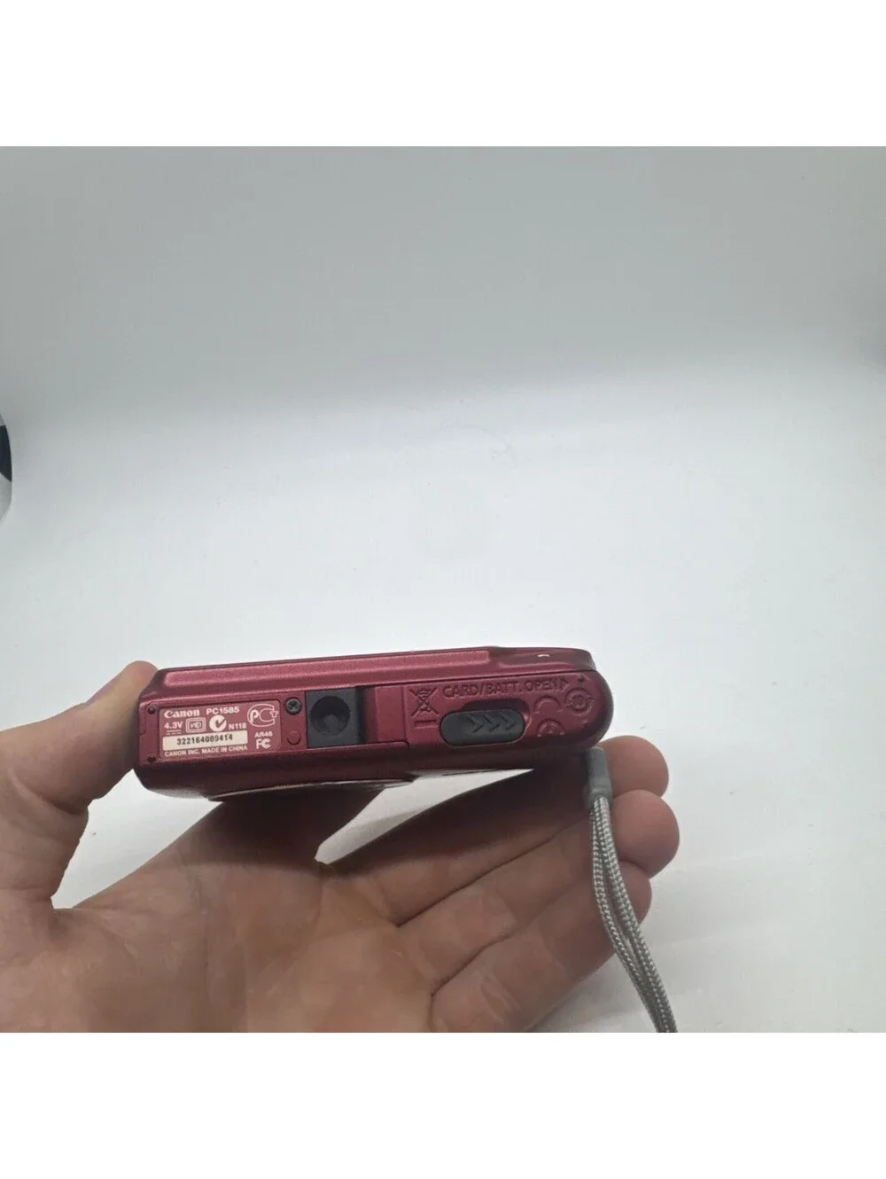 Canon PowerShot A2200 14.1MP Digital Camera HD 4x Zoom Red Tested Works